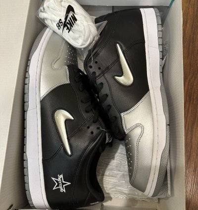 Nike Sb Dunk Low Supreme Jewel Swoosh Silver Stars Retro 14