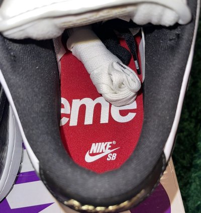 Nike Sb Dunk Low Supreme Stars Black Size 8 5m Brand New