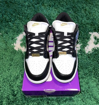 Nike Sb Dunk Low Supreme Stars Black Size 8 5m Brand New