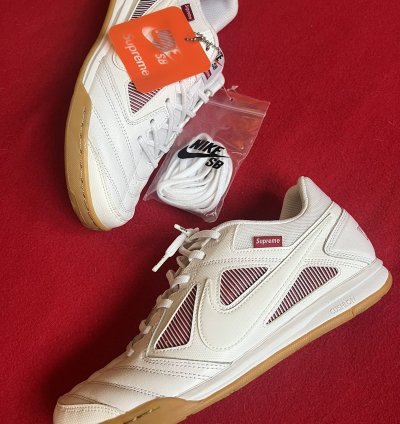 Nike Sb Gato Supreme White