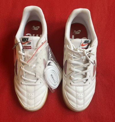 Nike Sb Gato Supreme White