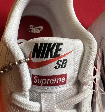 Nike Sb Gato Supreme White