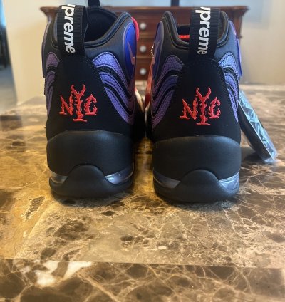 Nike Supreme Air Bakin Sp Black Gradient
