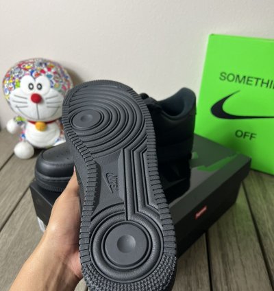 Nike Supreme Air Force 1 Low Black