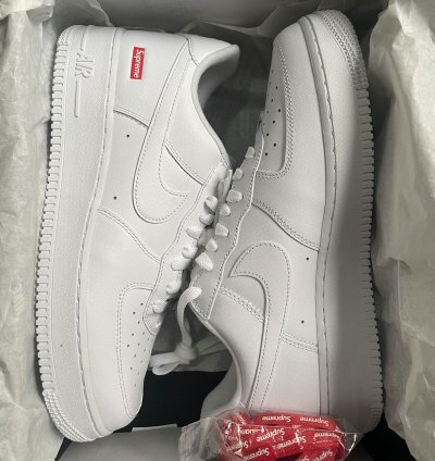 Nike Supreme Air Force 1 Low White