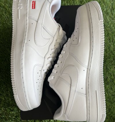 Nike Supreme Air Force 1 Size 9 5 Brand New