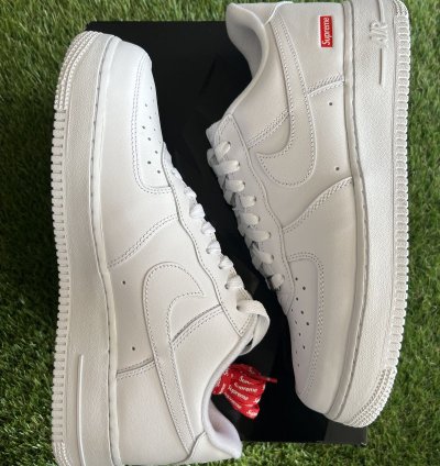 Nike Supreme Air Force 1 Size 9 5 Brand New