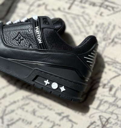 Louis Vuitton Monogram Trainer Sneakers