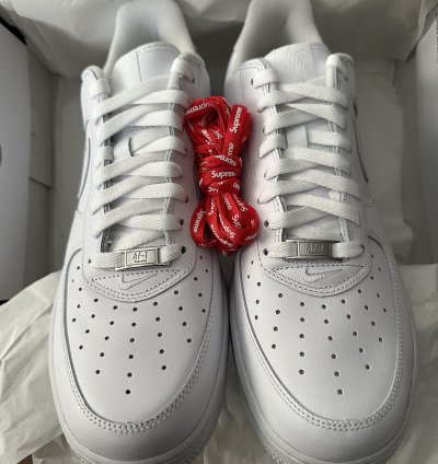 Nike Supreme Air Force 1 White
