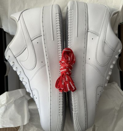 Nike Supreme Air Force 1 White