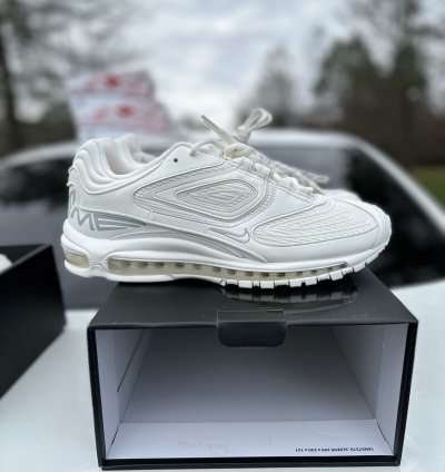 Nike Supreme Air Max 98