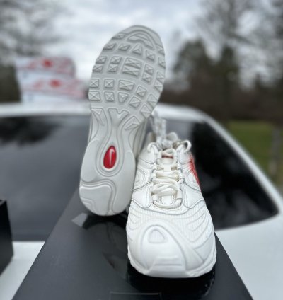 Nike Supreme Air Max 98