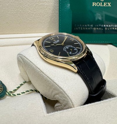 Rolex 1908 Yellow Gold Black Dial Full Set 2024