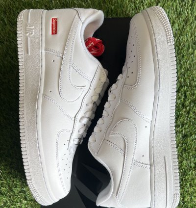 Nike Supreme Airforce 1 White Size 8 5
