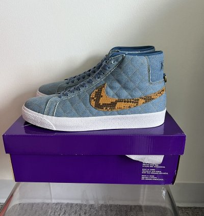 Nike Supreme Blazer Mid