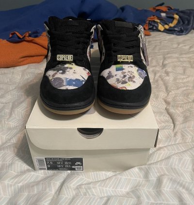 Nike Supreme Dunk Low