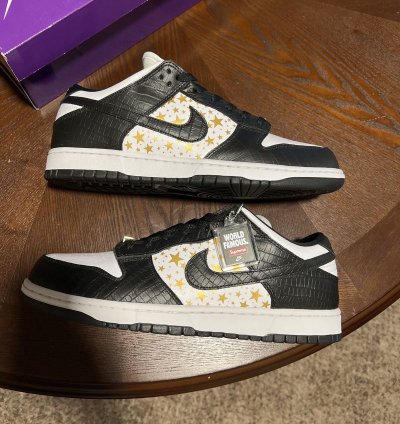 Nike Supreme Sb Dunk Low