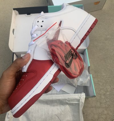 Nike Supreme Sb Dunk Low Red