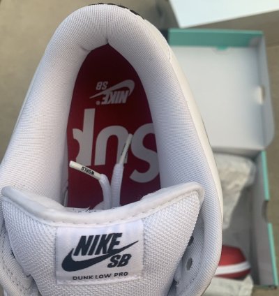 Nike Supreme Sb Dunk Low Red