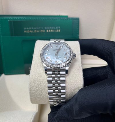 Rolex Datejust 31 Diamond Bezel - White Mother-of-pearl Diamond Dial - Jubilee 278384rbr