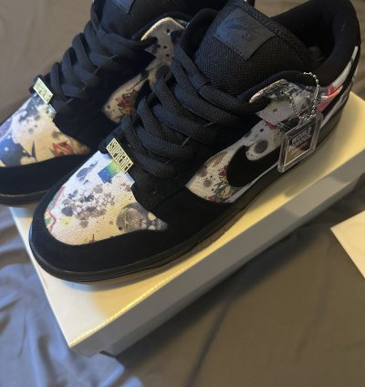 Nike Supreme Sh Dunk Low - Rammellzee