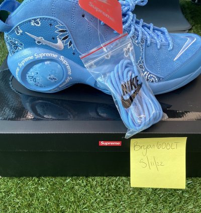 Nike Supreme University Blue Air Zoom Flight 95