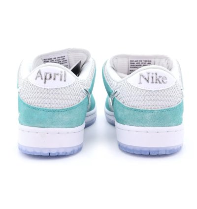 Nike Sb Dunk Low Pro Qs Turbo Green Silver Fd2562-400