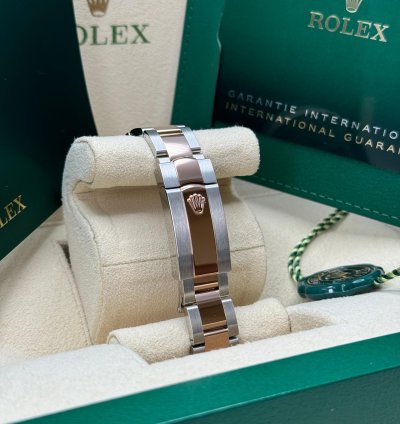 Rolex Datejust 31 New 2024 Mother Of Pearl Diamond Dial Diamond Bezel Two Tone Rose Gold Oyster