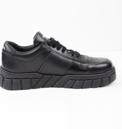 O1rshd Low Top Logo Leather Sneakers In Black