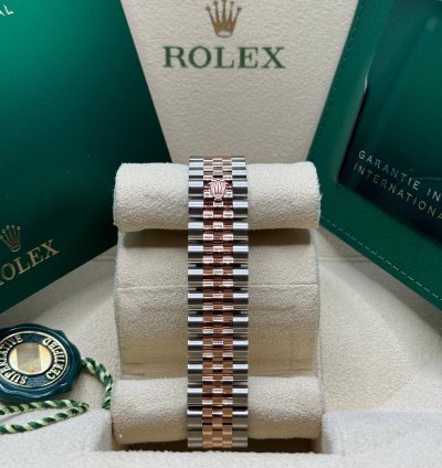 Rolex Datejust 31 New 2024 Sundust Pink Diamond Dial Diamond Bezel Two Tone Rose Gold Jubilee