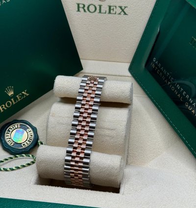 Rolex Datejust 31 New 2024 Sundust Pink Diamond Dial Diamond Bezel Two Tone Rose Gold Jubilee