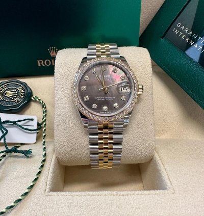 Rolex Datejust 31 New 2024 Tahitian Dark Mother Of Pearl Dial Two Tone Yellow Gold Diamond Bezel