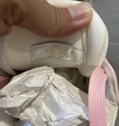 Pink Trainer 2022