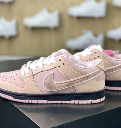 Nike Sb Dunk Low Pink Lobster