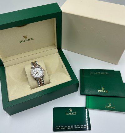 Rolex Datejust 31 Silver Flower Diamond Bezel Jubilee