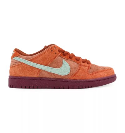 Nike Sb Dunk Low Mystic Red Rosewood Emerald Rise Rugged