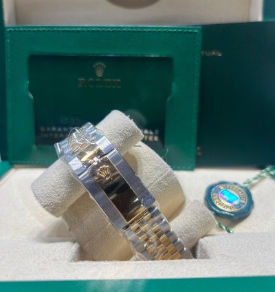 Rolex Datejust 36 126233 Datejust 36mm Steel Yellow Gold White Mop Diamond Dial Jubilee Bracelet