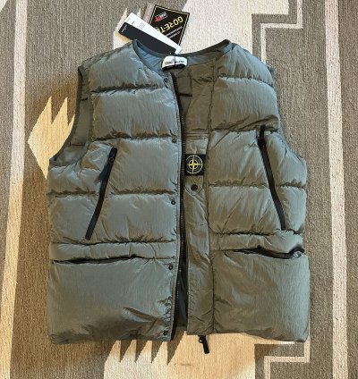 Stone Island Down Vest Military Green Large Nwt
