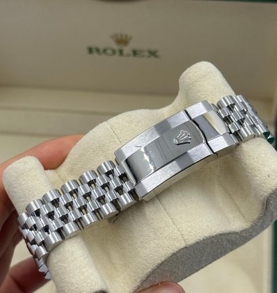 Rolex Datejust 36 126284 Viix Pink Rorman Dial Diamonds Bezel Jubilee