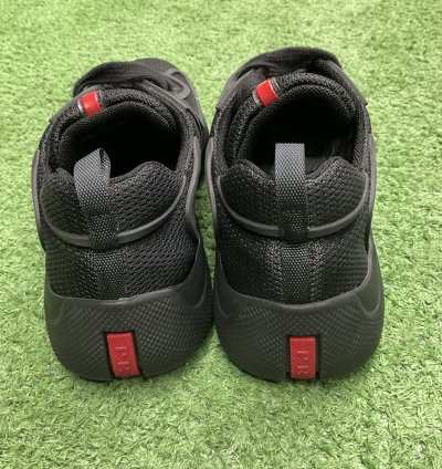 Prada America Cups