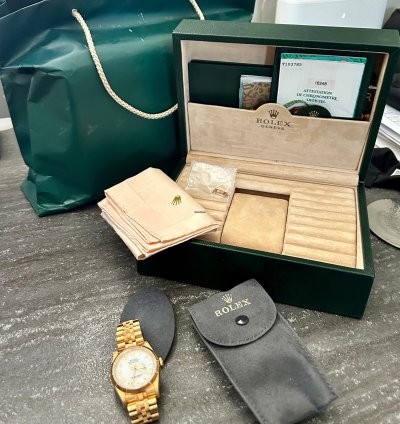Rolex Datejust 36 Owned Since New 1999 Never Worn Original Box Paperwork