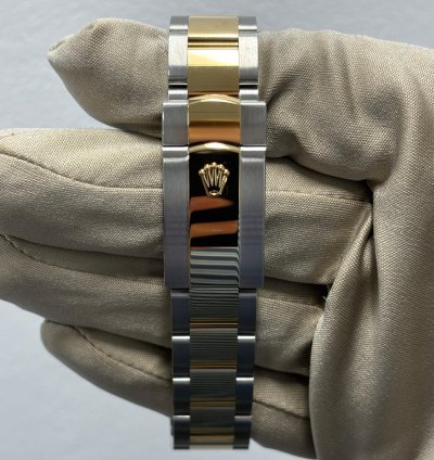 Rolex Datejust 36 Two Tone Diamond Mother Of Pearl Dial Oyster New 2024 Box And Papers