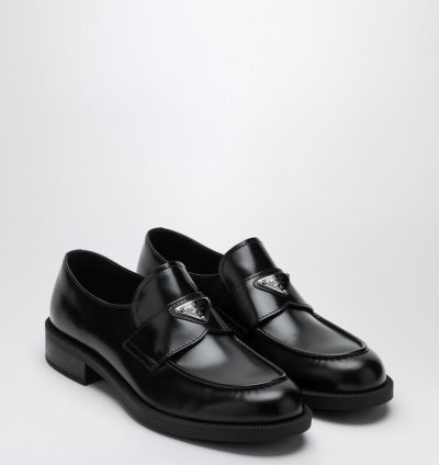 Prada Black Leather Loafer With Logo