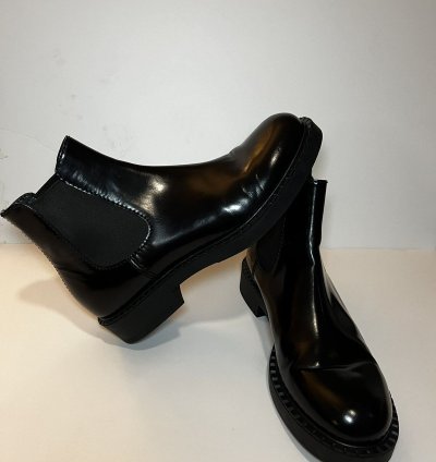 Prada Brushed Leather Chelsea Boots - Men 10 5 2te168