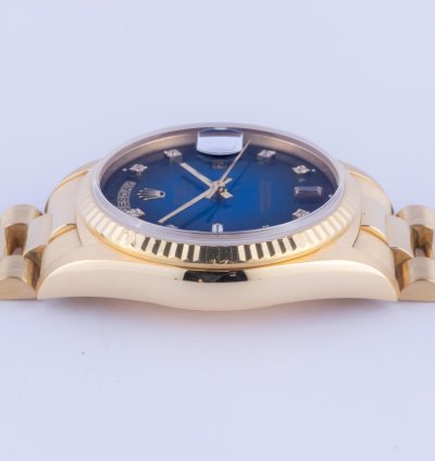 Rolex Day-date 36 Blue Vignette Diamond 18238 1988 full Set