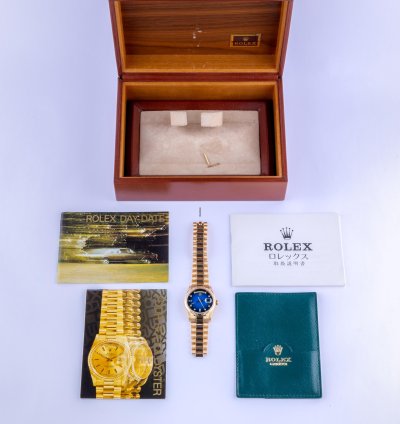 Rolex Day-date 36 Blue Vignette Diamond 18238 1988 full Set