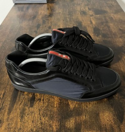 Prada Calzature Low Top Sneaker