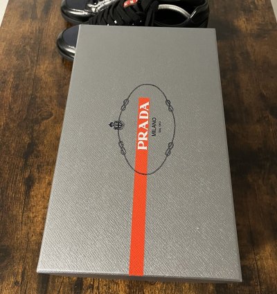 Prada Calzature Low Top Sneaker