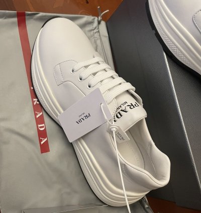 Prada Calzature Mens Runner Trainers White