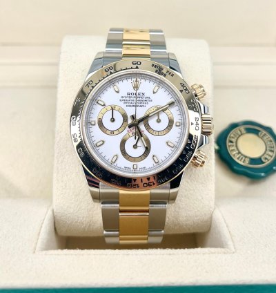 Rolex Daytona 116503 White Dial Unworn Full Set Gold